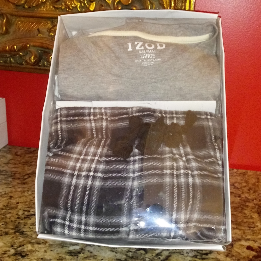 1127 Izod Men's 2 Piece Sleep Set*